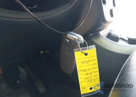 2021 Jeep Compass Latitude 4X4 z USA, uszkodzony, nr VIN 3C4NJDBB8MT584150